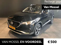 Zwart Gebruikt 2020 MG ZS Luxury Sedan | € 15.995 (Eerlijke prijs)