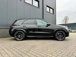 Zwart Gebruikt 2023 Mercedes 350 AMG SUV | € 66.000