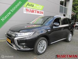Zwart Gebruikt 2020 Mitsubishi Outlander SUV | € 22.685 (Goede deal)