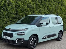 Groen, metallic lak Gebruikt 2019 Citroën Berlingo PureTech MPV | € 18.890 (Iets duurder)