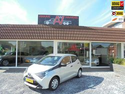 Grijs Gebruikt 2019 Toyota Aygo Hatchback | € 9.950 (Eerlijke prijs)