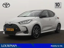 Grijs Gebruikt 2024 Toyota Yaris Hybrid Limited Hatchback | € 29.945 (Goede deal)