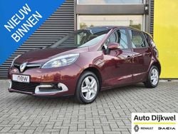Red grenat (tennm) Gebruikt 2013 Renault Scénic III Expression MPV | € 6.950 (Eerlijke prijs)