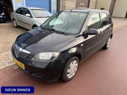 Zwart (metallic) Gebruikt 2005 Mazda 2 Exclusive MPV | € 950 (Super prijs)