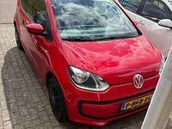 Rood Gebruikt 2011 VW up! Hatchback | € 3.500 (Goede deal)