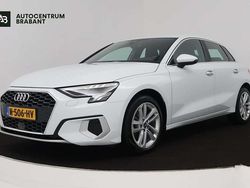 Wit Gebruikt 2021 Audi A3 Sportback e-tron Advanced Sedan | € 22.745 (Eerlijke prijs)