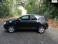 Zwart Gebruikt 2009 Nissan Qashqai Visia SUV | € 6.750 (Eerlijke prijs)