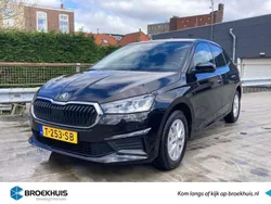 Zwart Gebruikt 2023 Skoda Fabia Ambition Hatchback | € 18.700 (Eerlijke prijs)
