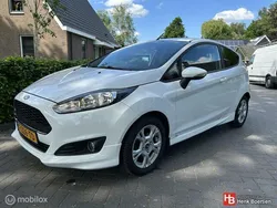 Wit Gebruikt 2013 Ford Fiesta Titanium Hatchback | € 5.450 (Eerlijke prijs)