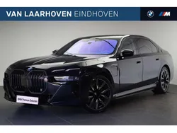 Zwart, metallic lak Gebruikt 2025 BMW 760 Executive Sedan | € 149.950