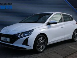 Wit Gebruikt 2024 Hyundai i20 Comfort Hatchback | € 20.945 (Eerlijke prijs)