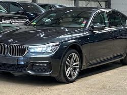 Grijs Gebruikt 2018 BMW 730 M Sport Sedan | € 27.700 (Eerlijke prijs)