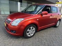 Oranje Gebruikt 2009 Suzuki Swift Comfort Hatchback | € 4.399 (Eerlijke prijs)