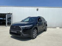 Zwart, metallic lak Nieuw 2025 Toyota Corolla Cross Style SUV | € 44.999 (Eerlijke prijs)