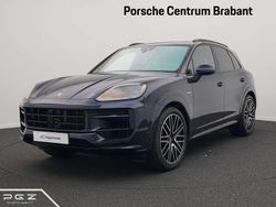 Algarve blauw metallic Gebruikt 2024 Porsche Cayenne SUV | € 173.550