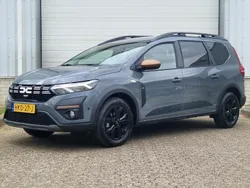 Grijs Gebruikt 2025 Dacia Jogger Extreme MPV | € 34.980 (Duur)