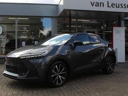 , metallic lak Gebruikt 2024 Toyota C-HR Edition SUV | € 32.400 (Super prijs)