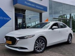 Wit Gebruikt 2022 Mazda 3 Sedan | € 21.450 (Eerlijke prijs)