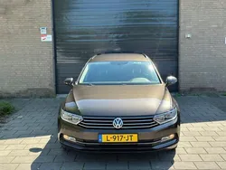 Bruin Gebruikt 2017 VW Passat Comfortline Stationwagen | € 13.950 (Eerlijke prijs)