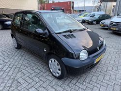 Zwart Gebruikt 2008 Renault Twingo Hatchback | € 1.290 (Eerlijke prijs)