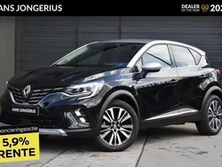 Zwart Gebruikt 2022 Renault Captur Iconic SUV | € 24.449 (Eerlijke prijs)