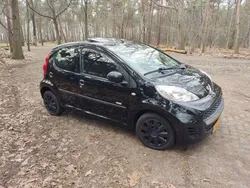 Zwart Gebruikt 2010 Peugeot 107 Hatchback | € 4.450 (Eerlijke prijs)