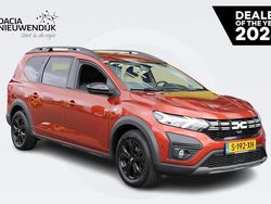 Bruin Gebruikt 2023 Dacia Jogger Extreme MPV | € 20.995