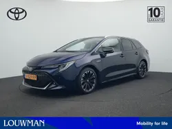 Blauw, metallic lak Gebruikt 2021 Toyota Corolla Sport Stationwagen | € 29.950 (Eerlijke prijs)