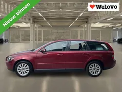 Rood Gebruikt 2005 Volvo V50 Stationwagen | € 5.950
