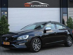 Zwart Gebruikt 2015 Volvo S60 R-Design Sedan | € 17.950