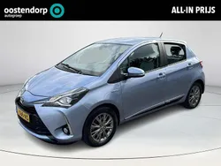 Blauw Gebruikt 2017 Toyota Yaris Hybrid Design Hatchback | € 15.440 (Eerlijke prijs)
