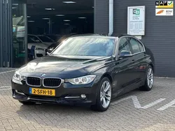 Zwart Gebruikt 2013 BMW 320 Efficient Dynamics Sedan | € 7.999