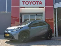Grijs Gebruikt 2024 Toyota Aygo Premium Hatchback | € 21.400 (Duur)
