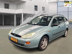Groen Gebruikt 2000 Ford Focus Trend Stationwagen | € 999 (Iets duurder)