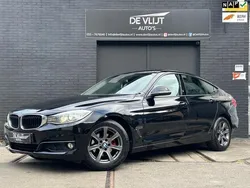 Zwart Gebruikt 2014 BMW 320 Comfort Edition Hatchback | € 10.950 (Super prijs)