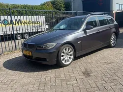 Grijs, metallic lak Gebruikt 2006 BMW 325 Stationwagen | € 2.950 (Super prijs)
