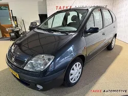 Grijs Gebruikt 2002 Renault Scénic Expression MPV | € 999 (Eerlijke prijs)