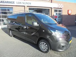 Zwart Gebruikt 2019 Renault Trafic Van | € 12.750 (Goede deal)