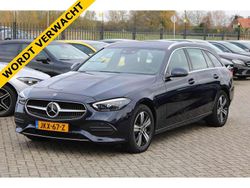 Blauw Gebruikt 2022 Mercedes C300e Luxury Stationwagen | € 33.500 (Goede deal)