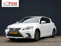 Wit Gebruikt 2021 Lexus CT200h Hatchback | € 20.940 (Eerlijke prijs)