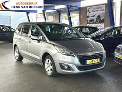 Grijs Gebruikt 2016 Peugeot 5008 Style MPV | € 9.950 (Duur)