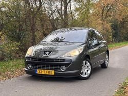 Grijs Gebruikt 2006 Peugeot 207 Hatchback | € 1.750 (Goede deal)