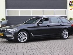 Grijs (metallic) Gebruikt 2020 BMW 520 Executive Stationwagen | € 28.900 (Super prijs)