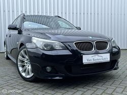 Zwart, metallic lak Gebruikt 2005 BMW 545 M Sport Stationwagen | € 19.995