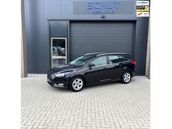 Zwart, metallic lak Gebruikt 2018 Ford Focus Titanium Stationwagen | € 9.950 (Goede deal)