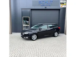 Zwart, metallic lak Gebruikt 2018 Ford Focus Titanium Stationwagen | € 10.450 (Goede deal)