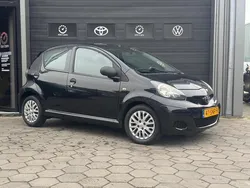 Zwart Gebruikt 2011 Toyota Aygo Hatchback | € 2.495 (Goede deal)