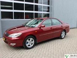 Rood Gebruikt 2003 Toyota Camry Sol Sedan | € 9.950 (Eerlijke prijs)