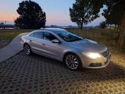 Zilver Gebruikt 2009 VW CC Sedan | € 6.450 (Eerlijke prijs)