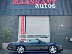 Zwart, metallic lak Gebruikt 2004 Jaguar XK8 Cabriolet | € 24.950 (Iets duurder)